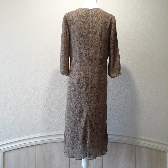 Isabella Bird Midi Dress - Picture 5 of 13